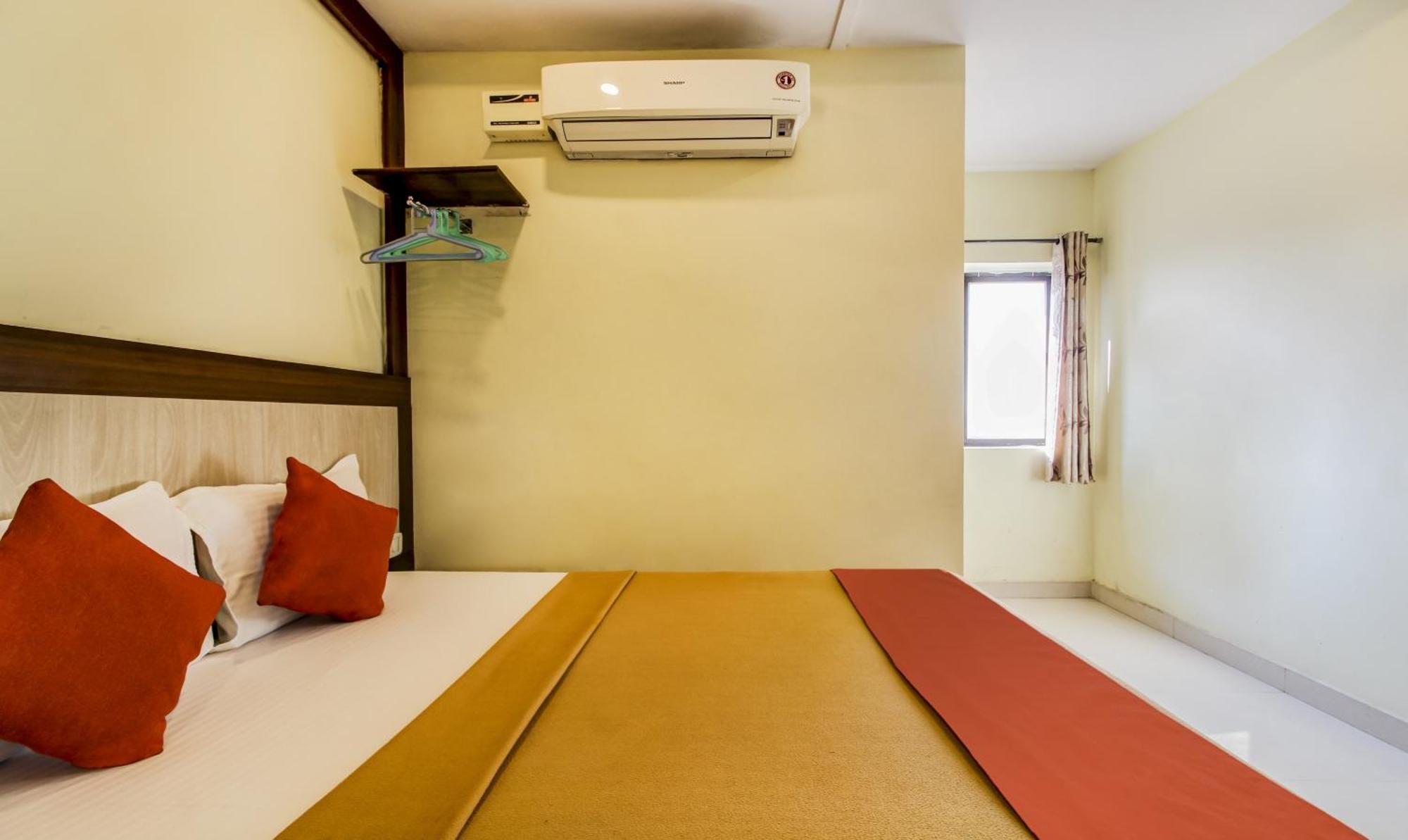 Hotel Neem Tree Hyderabad Airport เชมชาบัด ภายนอก รูปภาพ